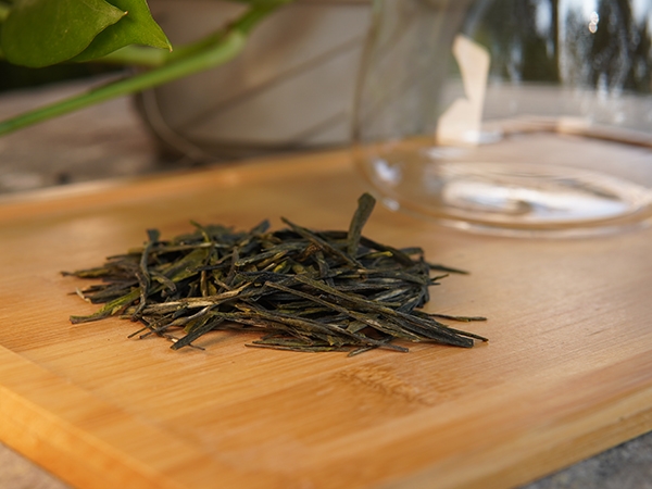鼎尖绿茶